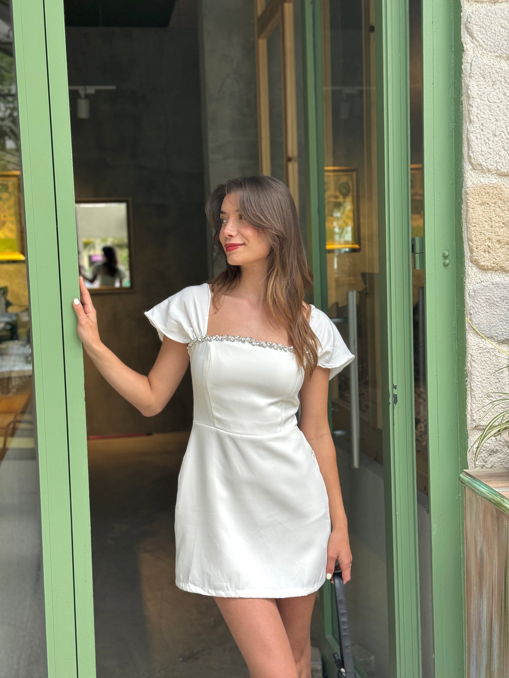 Romantik beyaz mini elbise